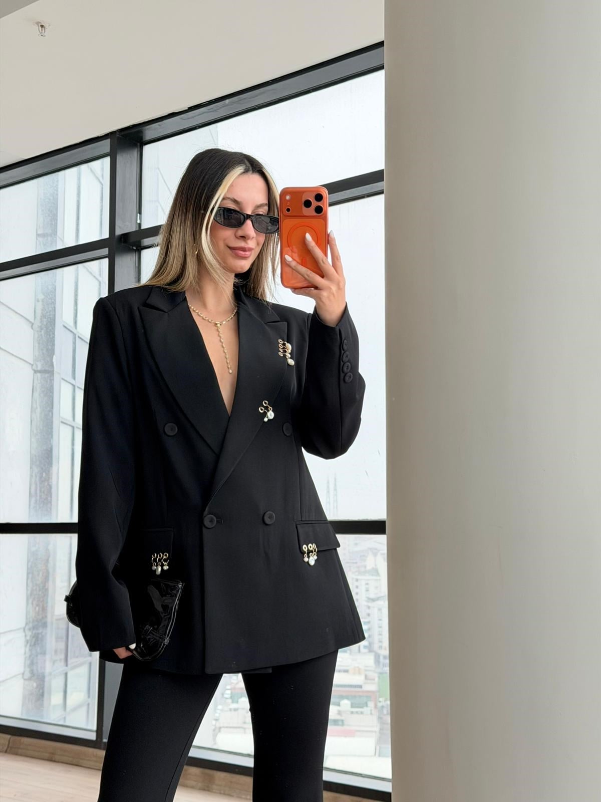 Astarlı Küpeli Ceket Siyah