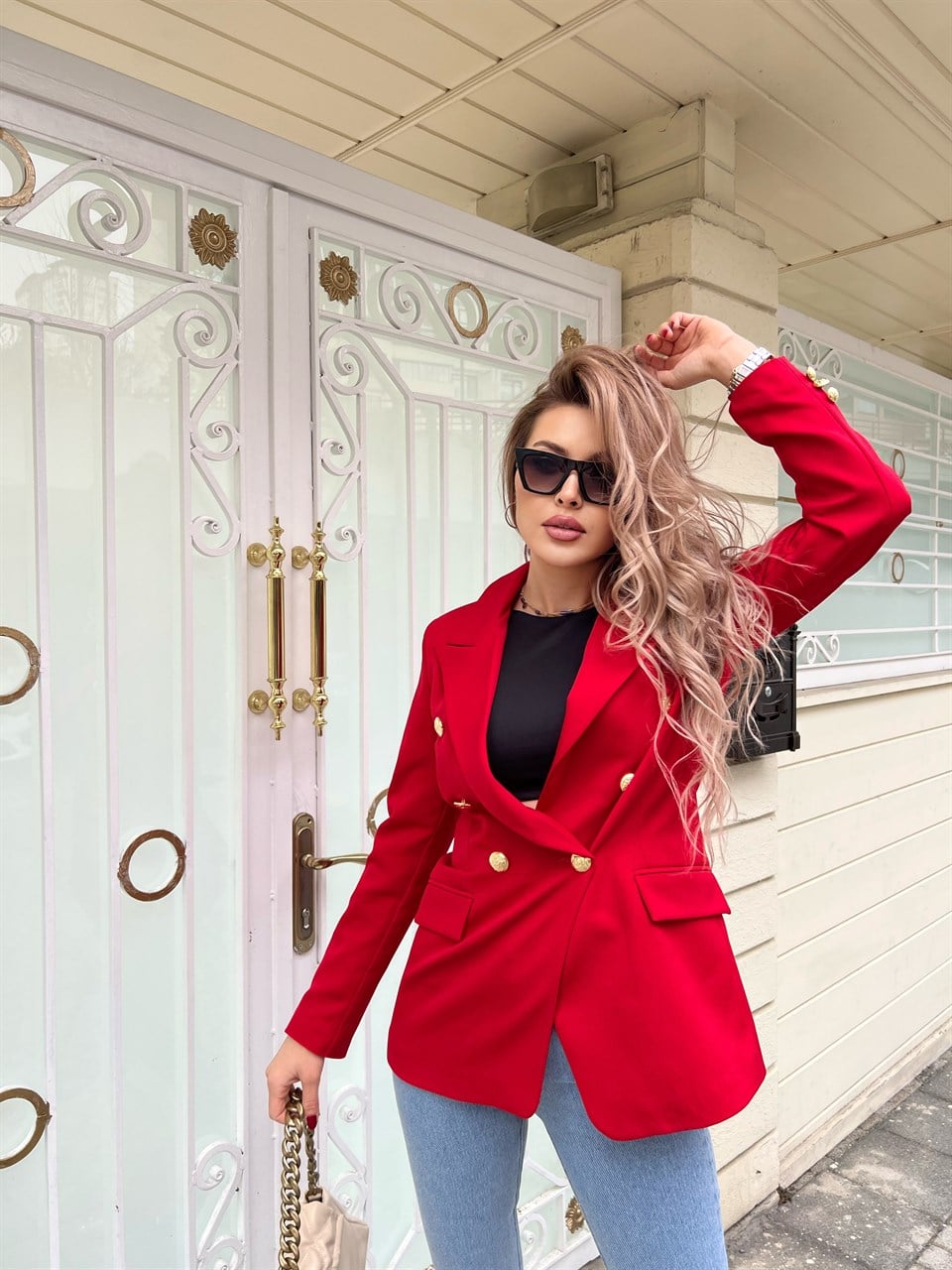 Gold Düğmeli Kırmızı Blazer Ceket