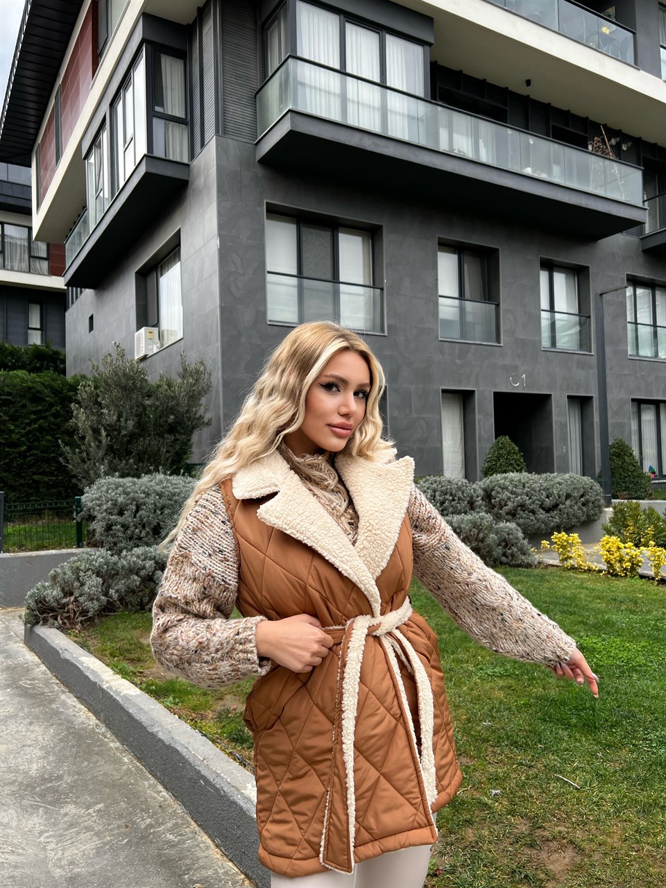 İçi Kürklü KuşaklıTaba Yelek SMD8369
