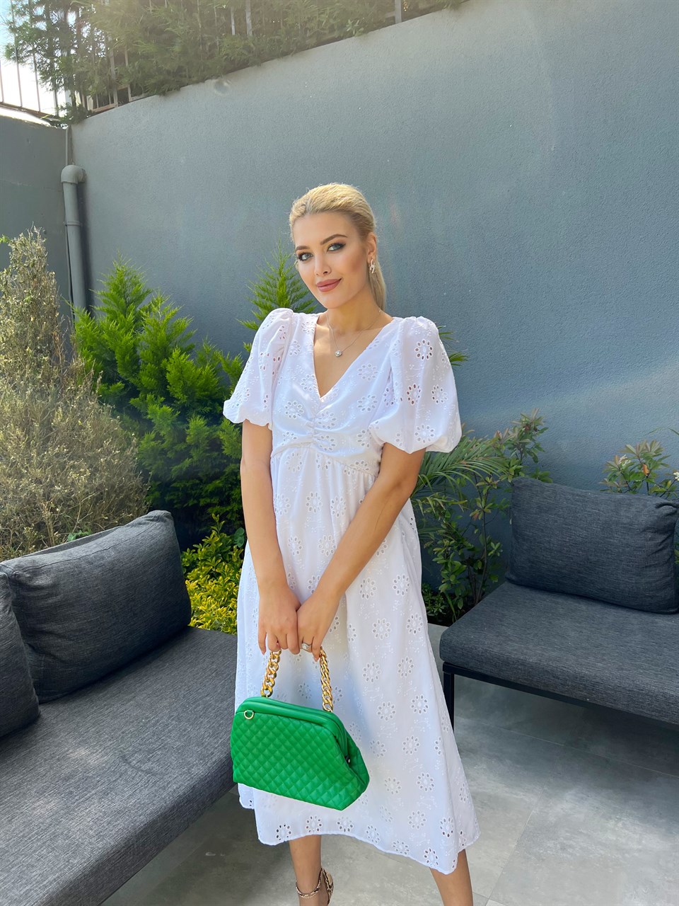 Laressa Beyaz Fisto Elbise