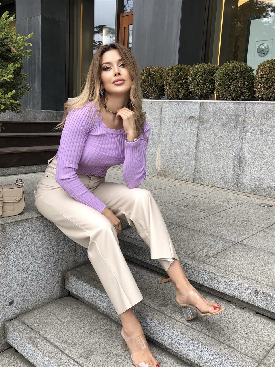 Lila Yuvarlak Yaka Triko