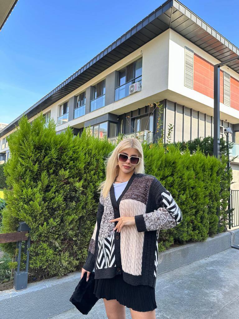 Marka Muadili Kırkyama Örgü Hırka 1707555