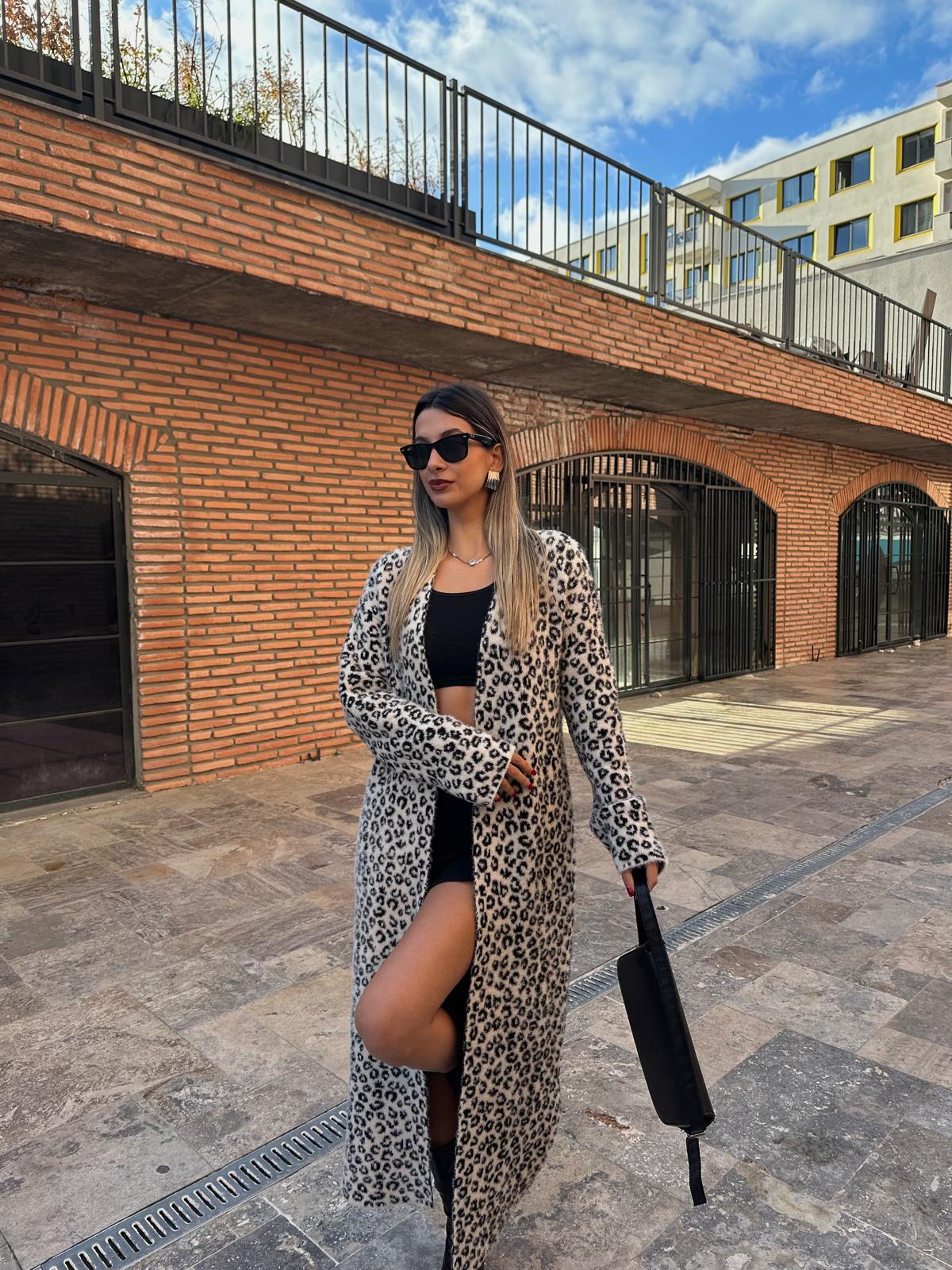 Maxi Boy Beyaz Leopar Soft Hırka hrk1098feu