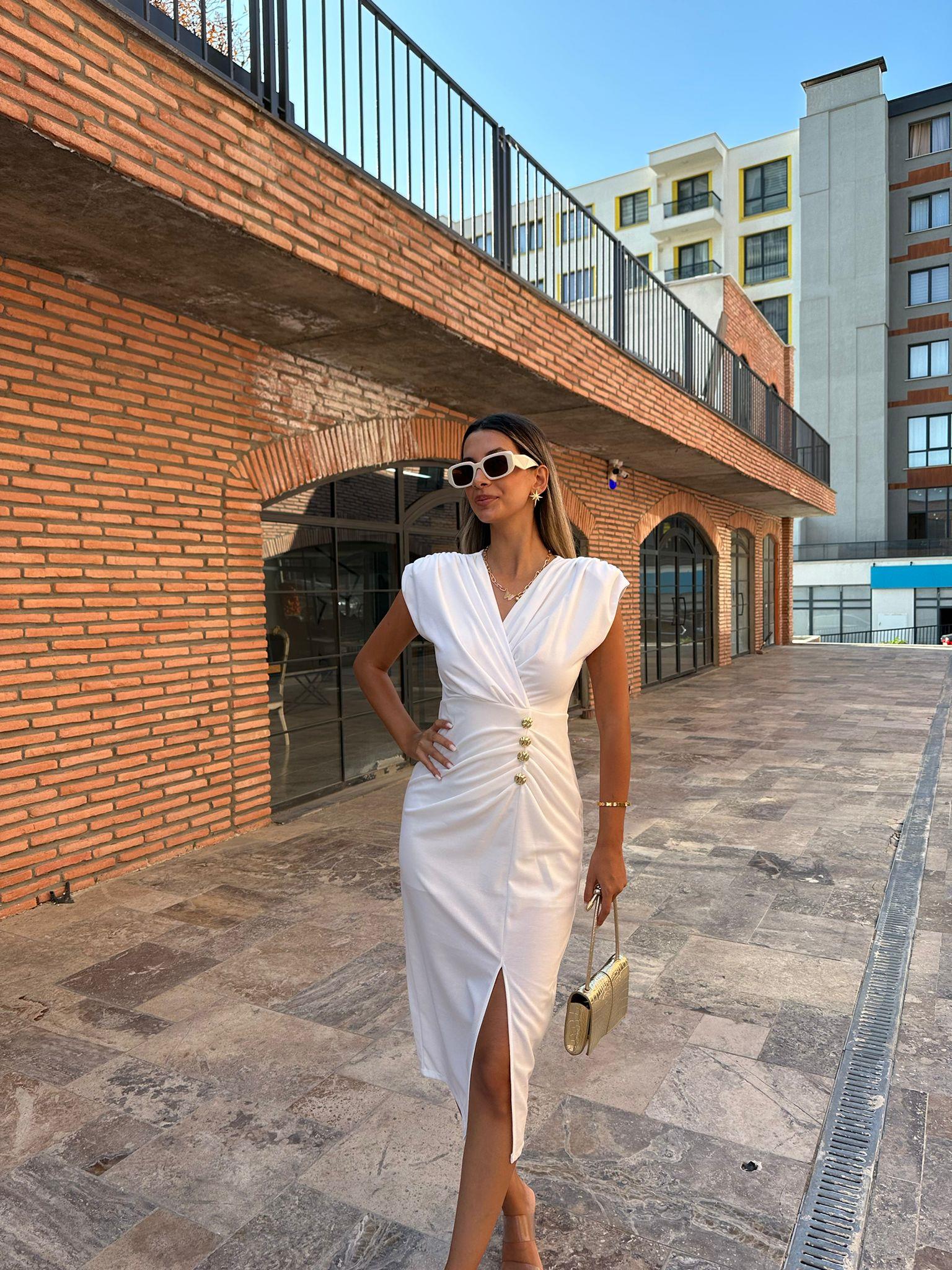 Melina Gold Düğme Aksesuarlı Beyaz Kalem Elbise 070621194