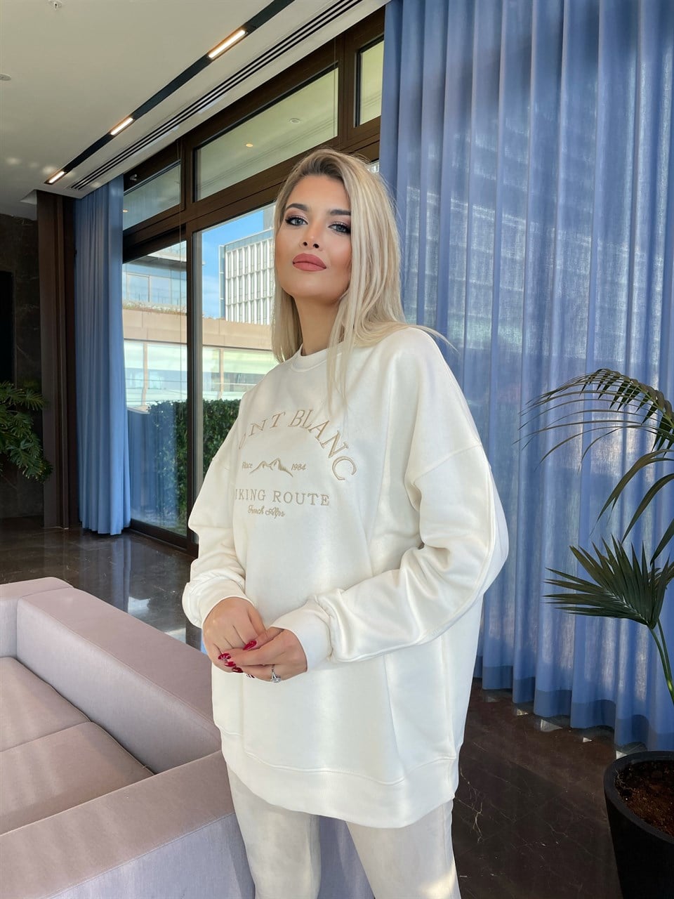 Mont Blanc Yazılı İçi Şardonlu Sweat