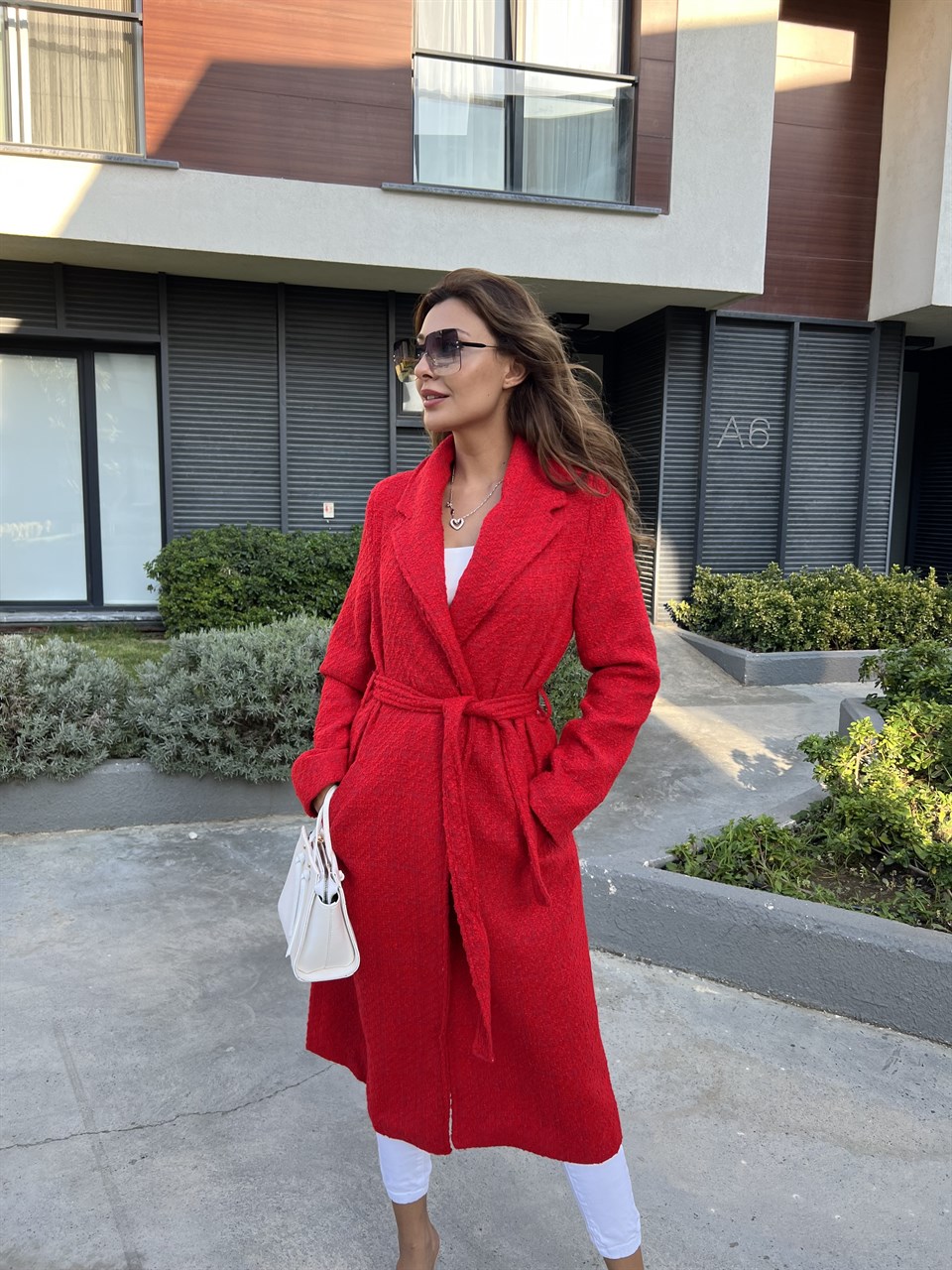 Nilda Kırmızı Kuşaklı Kaban