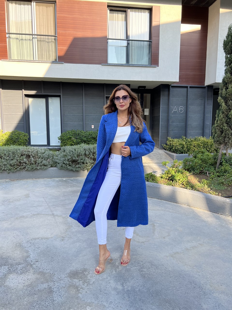 Nilda Saks Kuşaklı Kaban