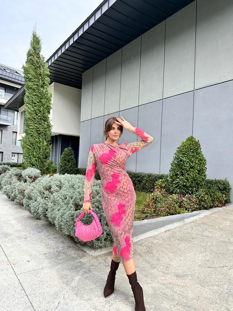 Omuz Büzgülü Pembe Desen Tül Elbise 1707490