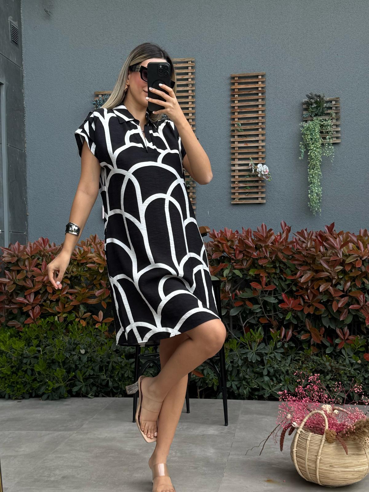 Omuz Drapeli Polo Yaka Desenli Elbise Siyahyelb2207rvd