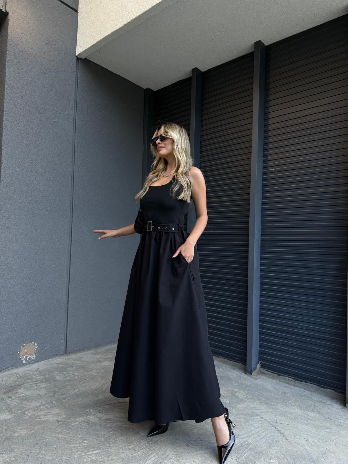 Poplin Etekli Kemerli Siyah Elbiseyelb2047bkt