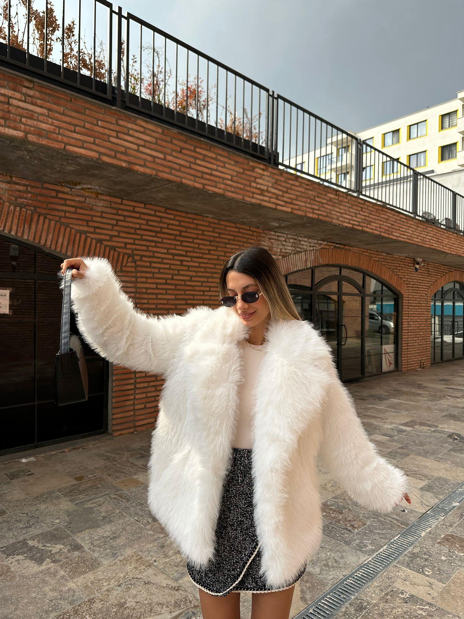 Premium Ceket Yaka Beyaz Kürk 0706211116