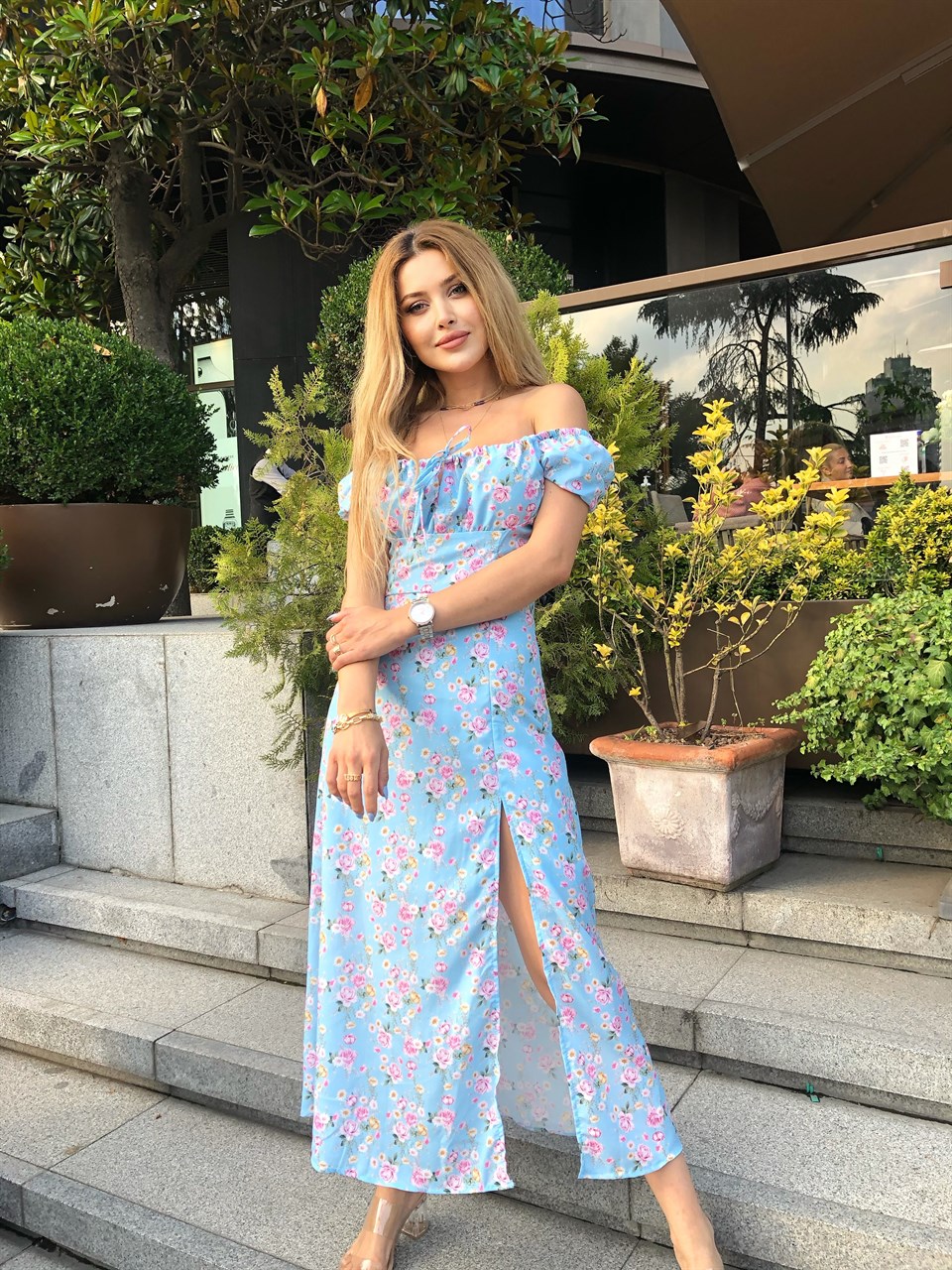 Prenses Yaka  Çiçekli Mavi Elbise