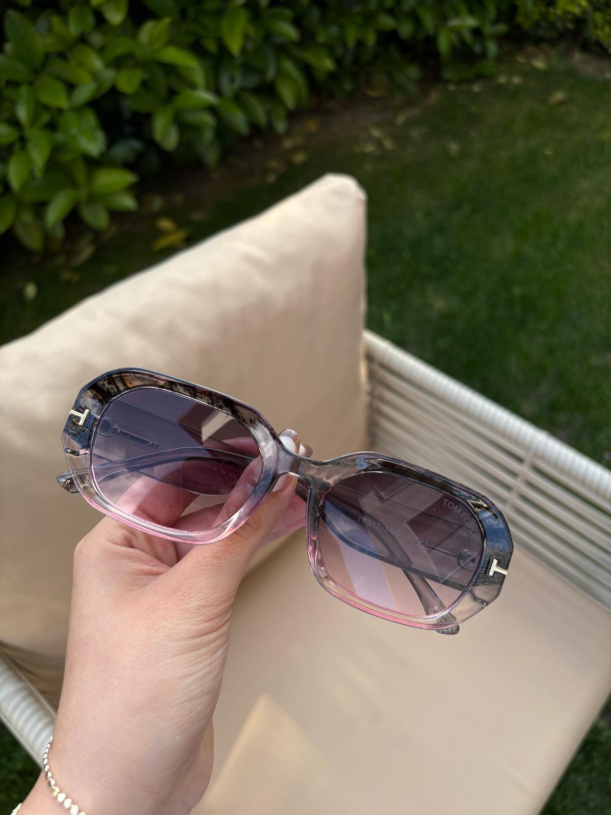 T-m Ford Dikdörtgen Çerçeveli Degrade Geçişli Lila GözlükTF0010