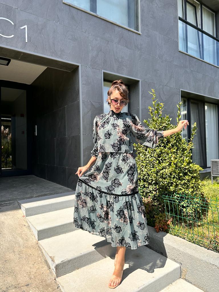 Vatkalı Flok Baskı Şifon Elbise Yeşil  1707408