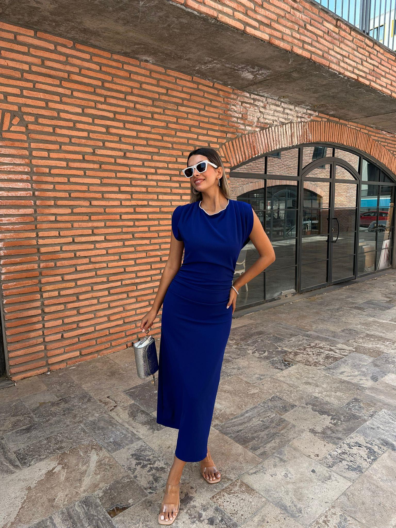 Yakası Sıralı Taşlı Crep Elbise Saks Mavisi 070621225