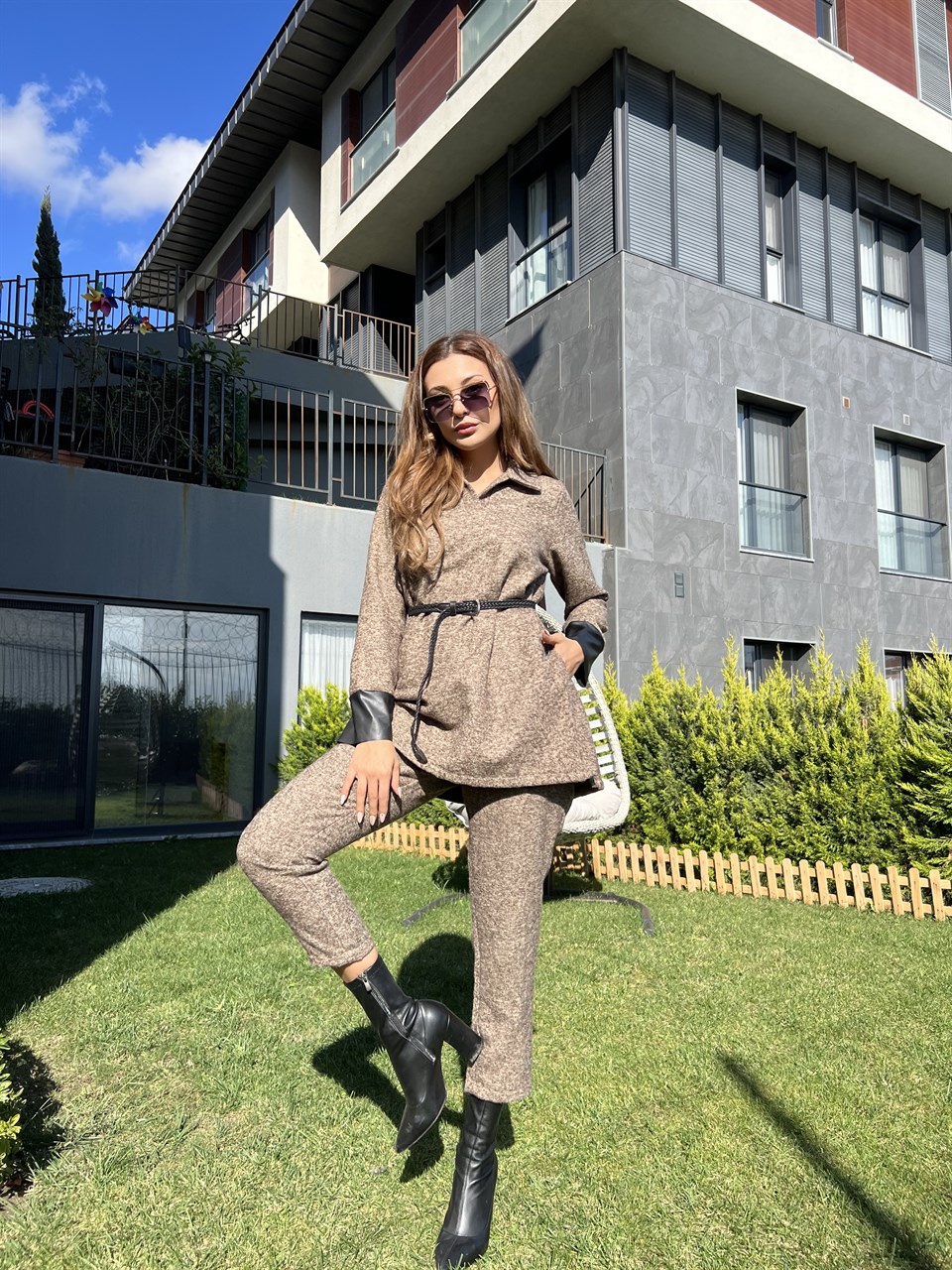 Yünlü Kol Detaylı Kemerli Koyu Vizon Takım