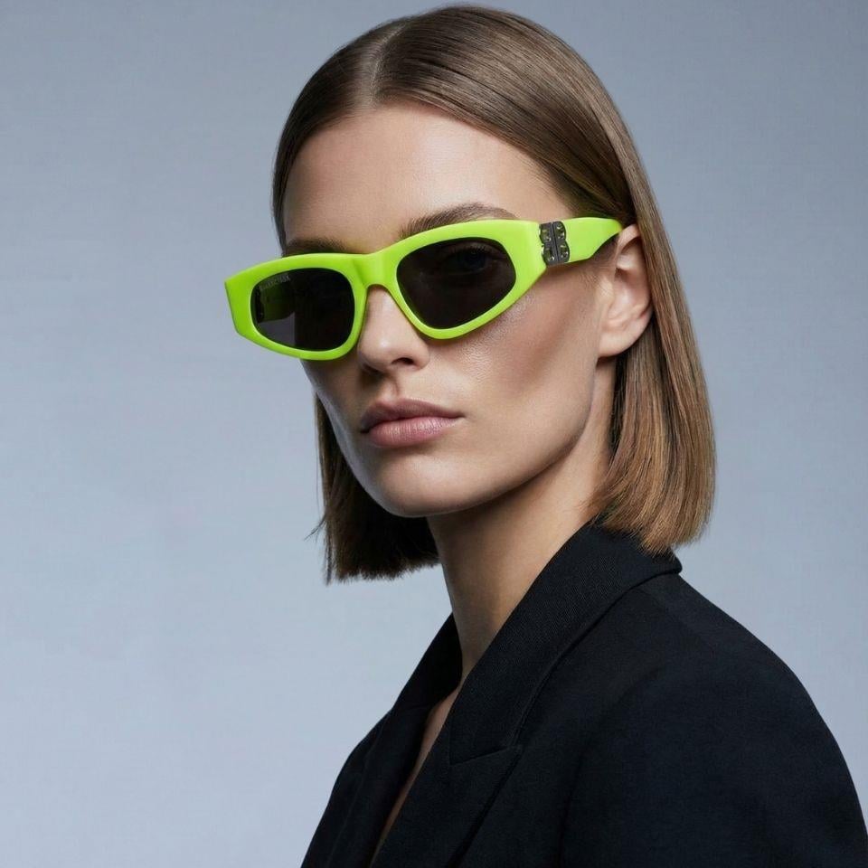 Balenciaga BB0095S 007 Sarı Füme Cat Eye Kadın Güneş Gözlüğü 53-19