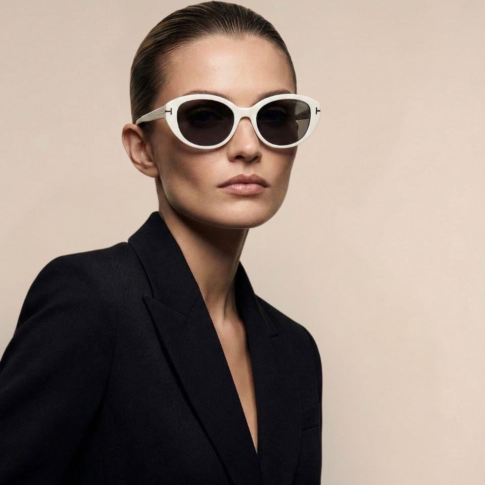 Tom Ford güneş gözlüğü tf1246-k 25a 54-19 / kadın güneş gözlüğü