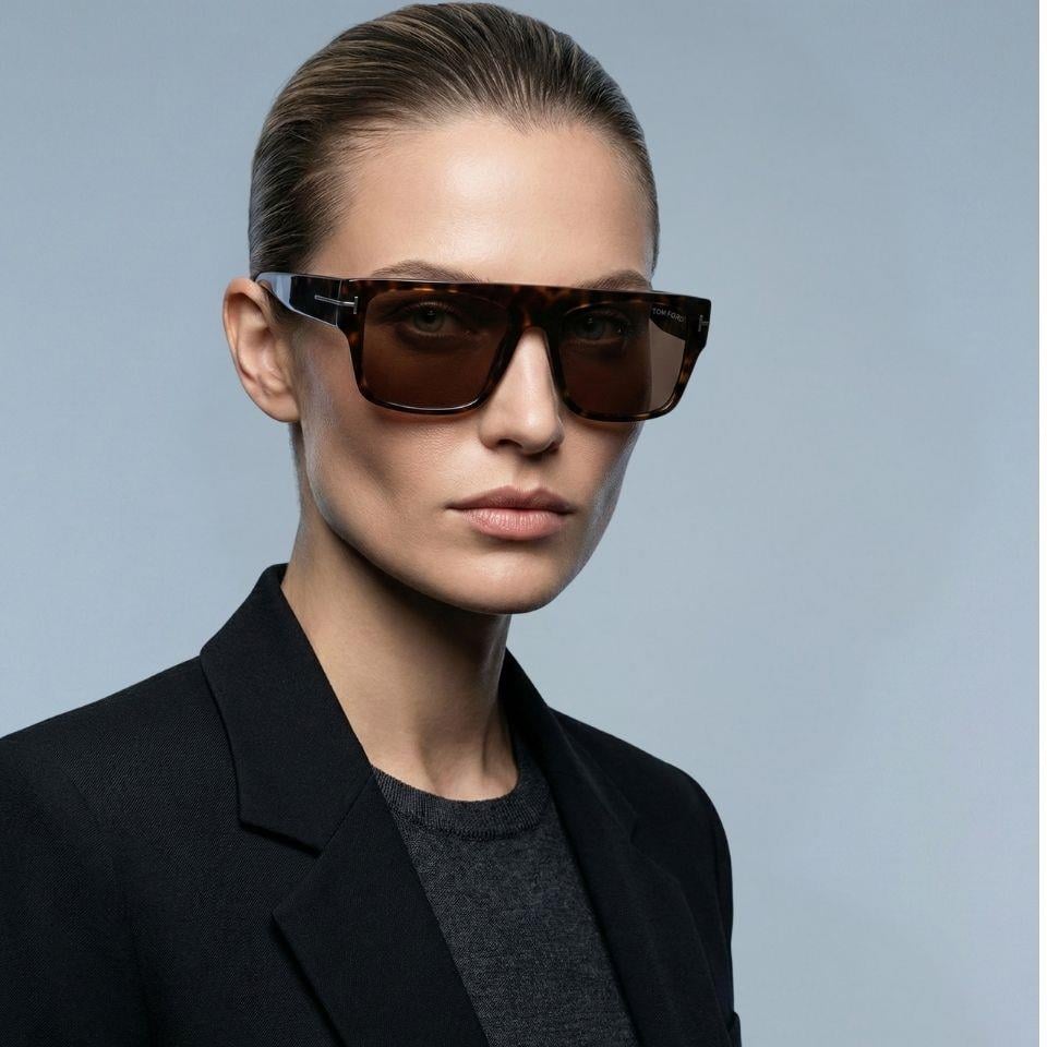Tom Ford güneş gözlüğü tf907 52e 55-19 / kadın güneş gözlüğü