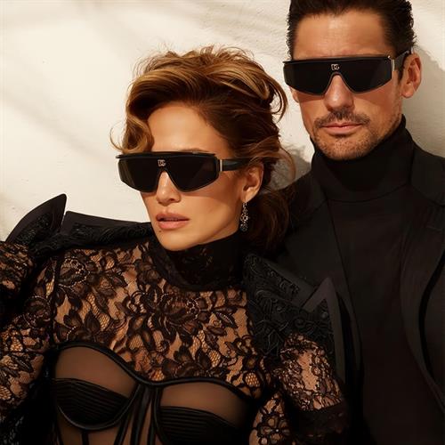 コレクション　DOLCE&GABBANA レザー　４５万 Dolce & Gabbana Dolce&gabbana Bi-Fold Learher Wallet Fiyatı