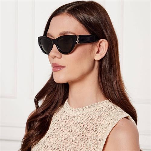 yves-saint-laurent-gunes-