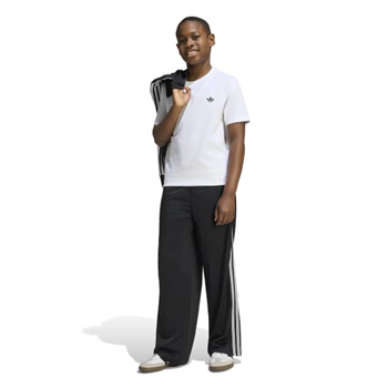 REGULAR TEE