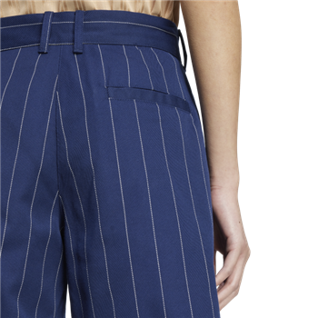PINSTRIPE SHORT