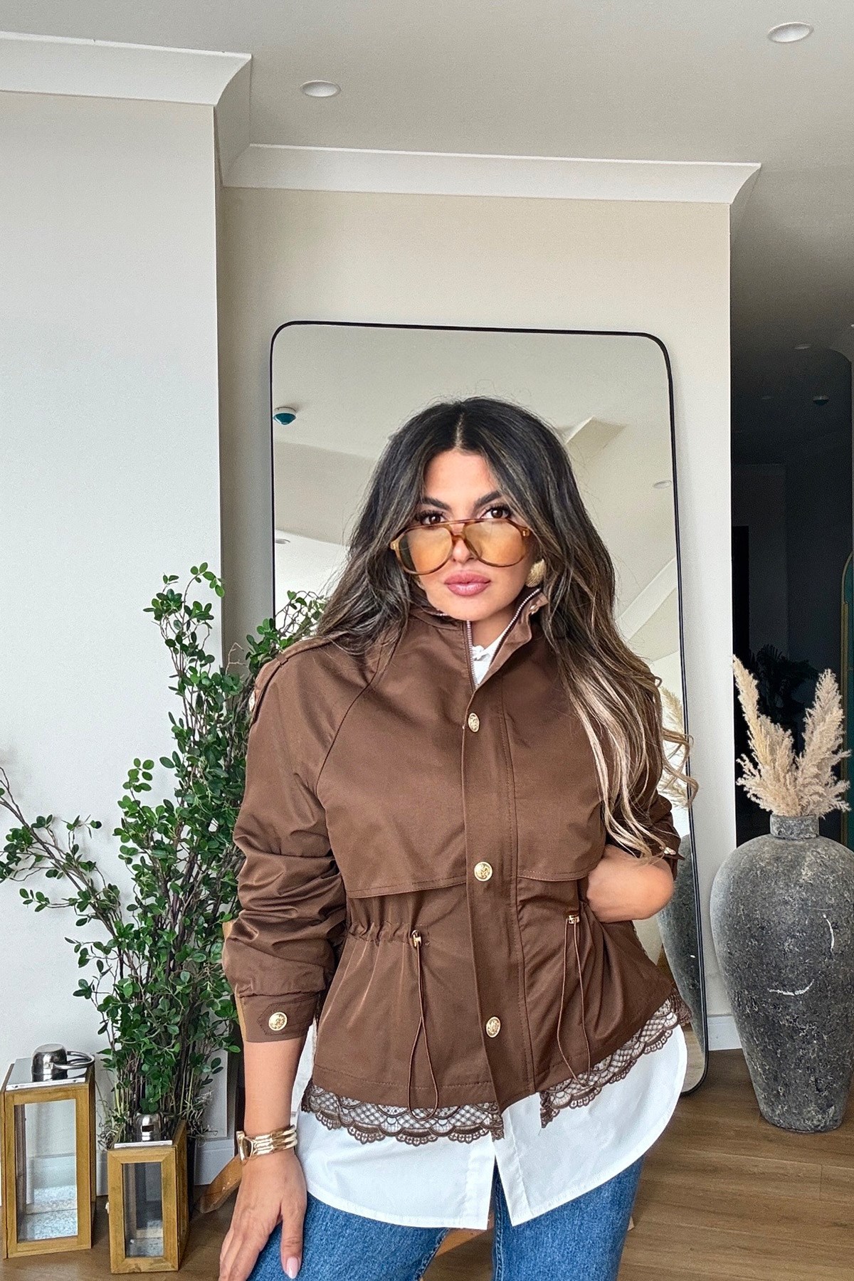 Dantel Garnili Bel Büzgülü Trenchcoat Kahve