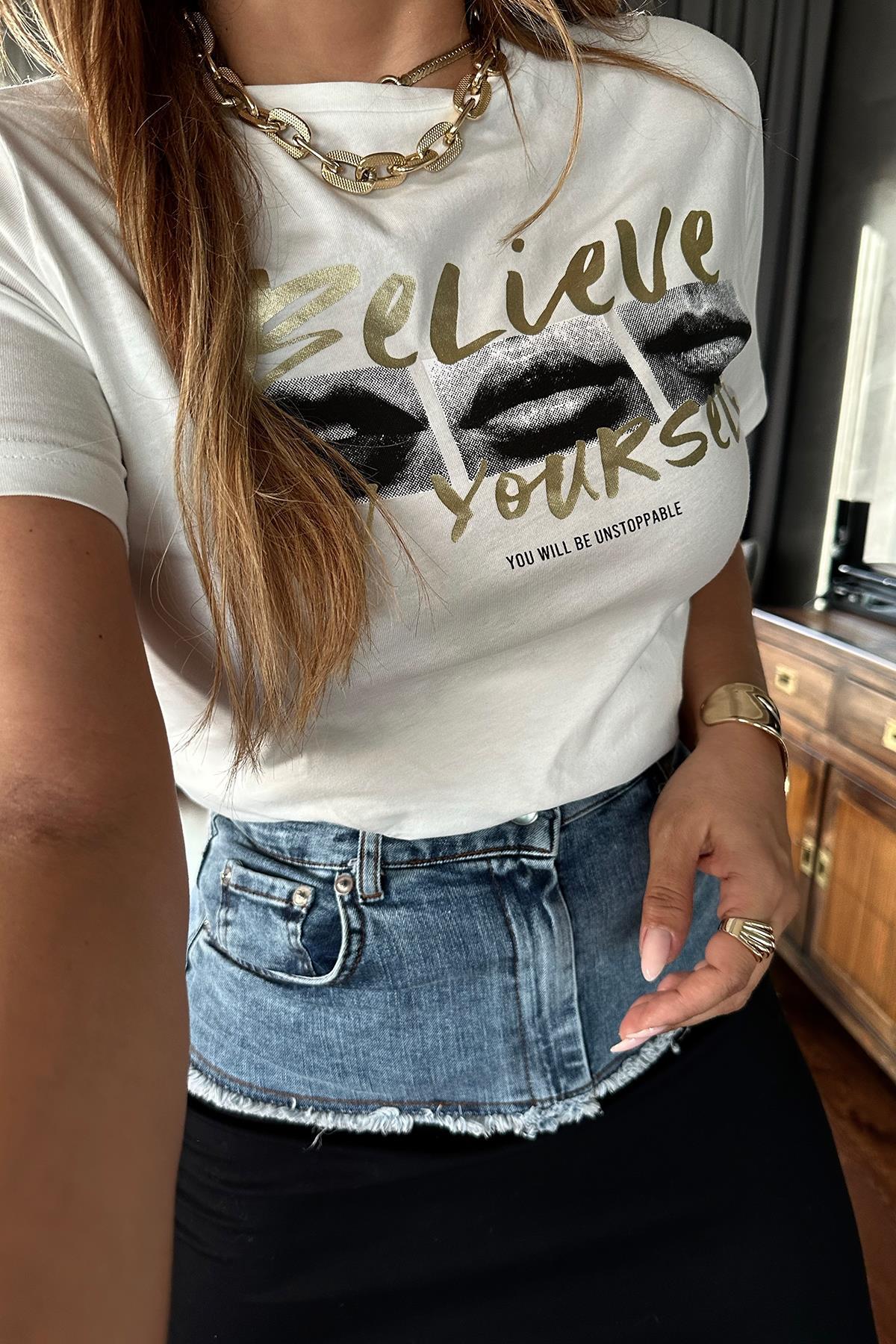 Gold Baskılı Belive Tshirt Ekru