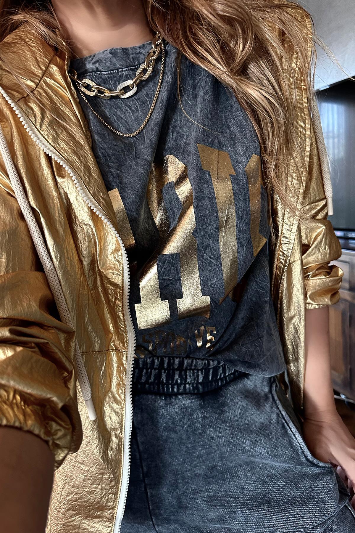 Gold Baskılı Oversize Paris T-Shirt Füme