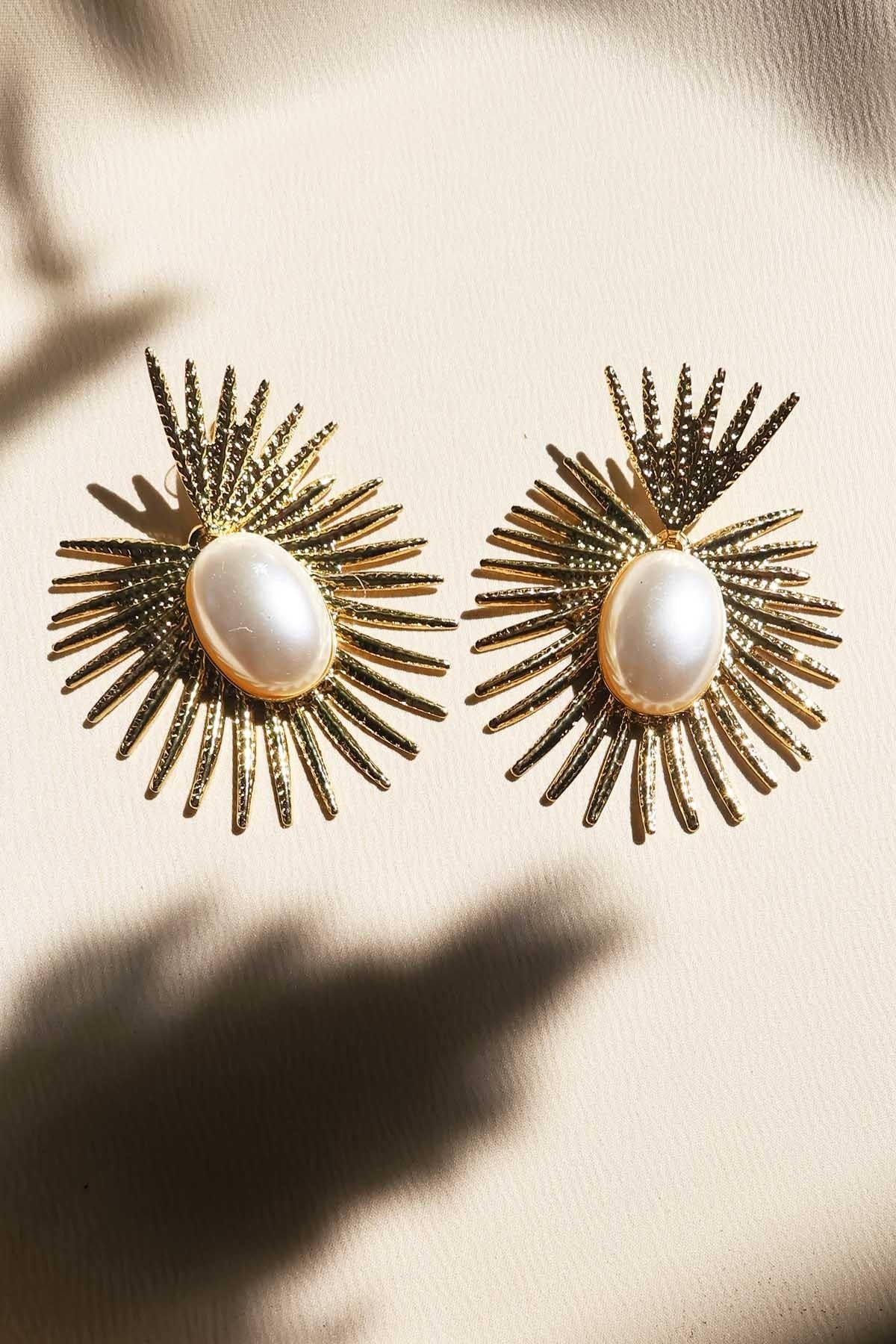 İncinin Kalbi Küpe Gold