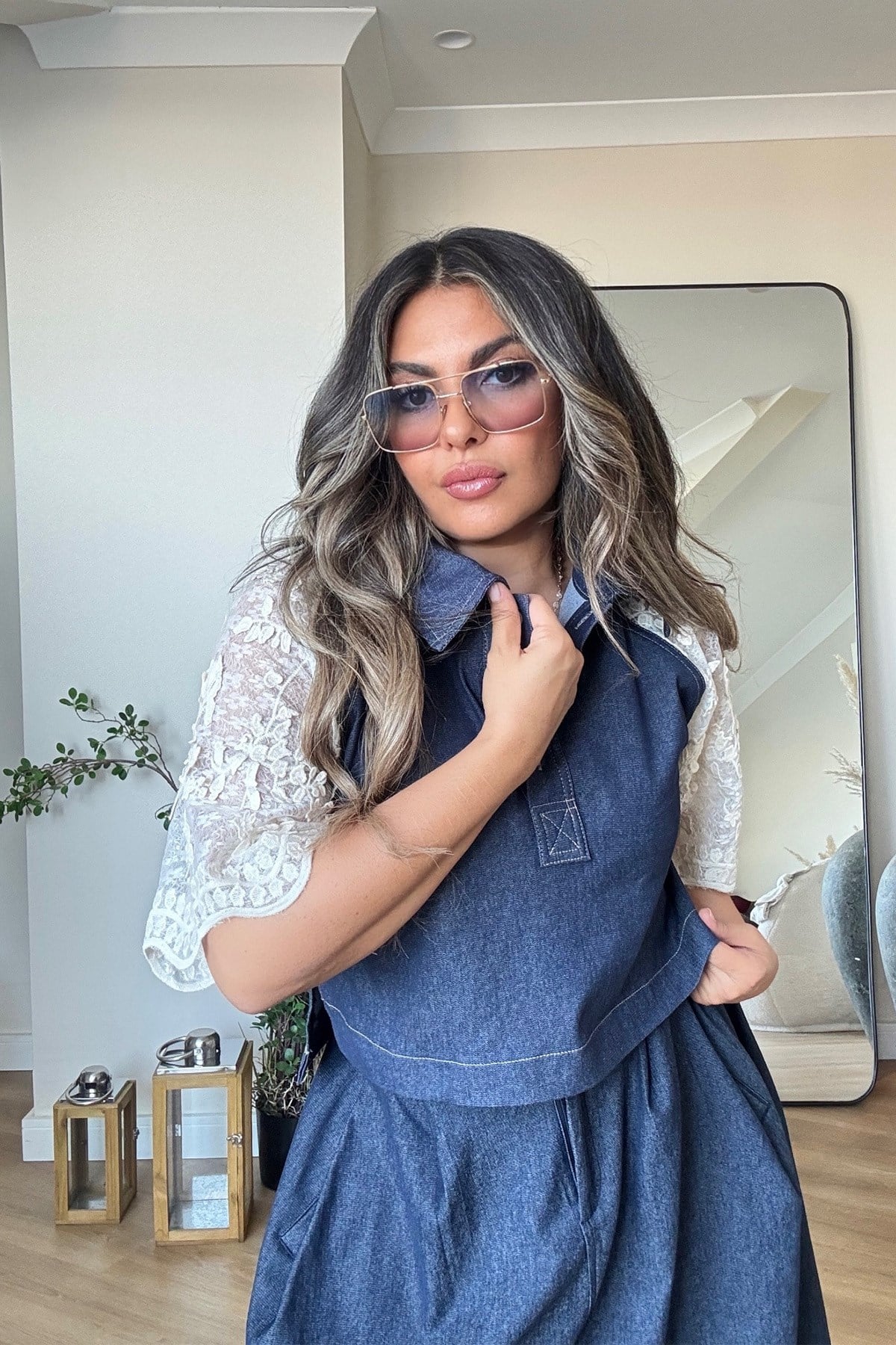 Kabartma İşlemeli Garnili Jean Bluz Lacivert