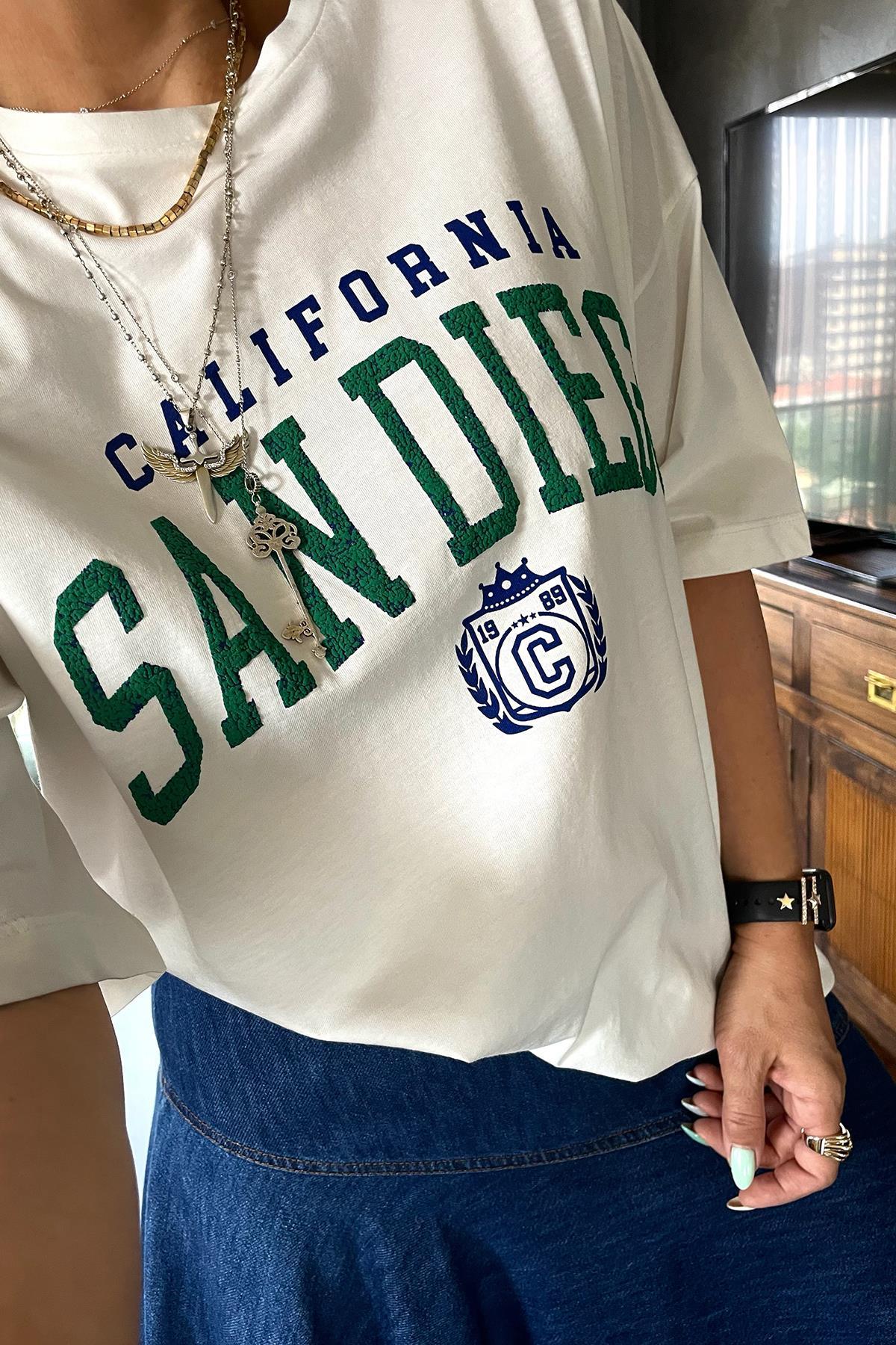 Kabartmalı San Diego Tshirt Ekru
