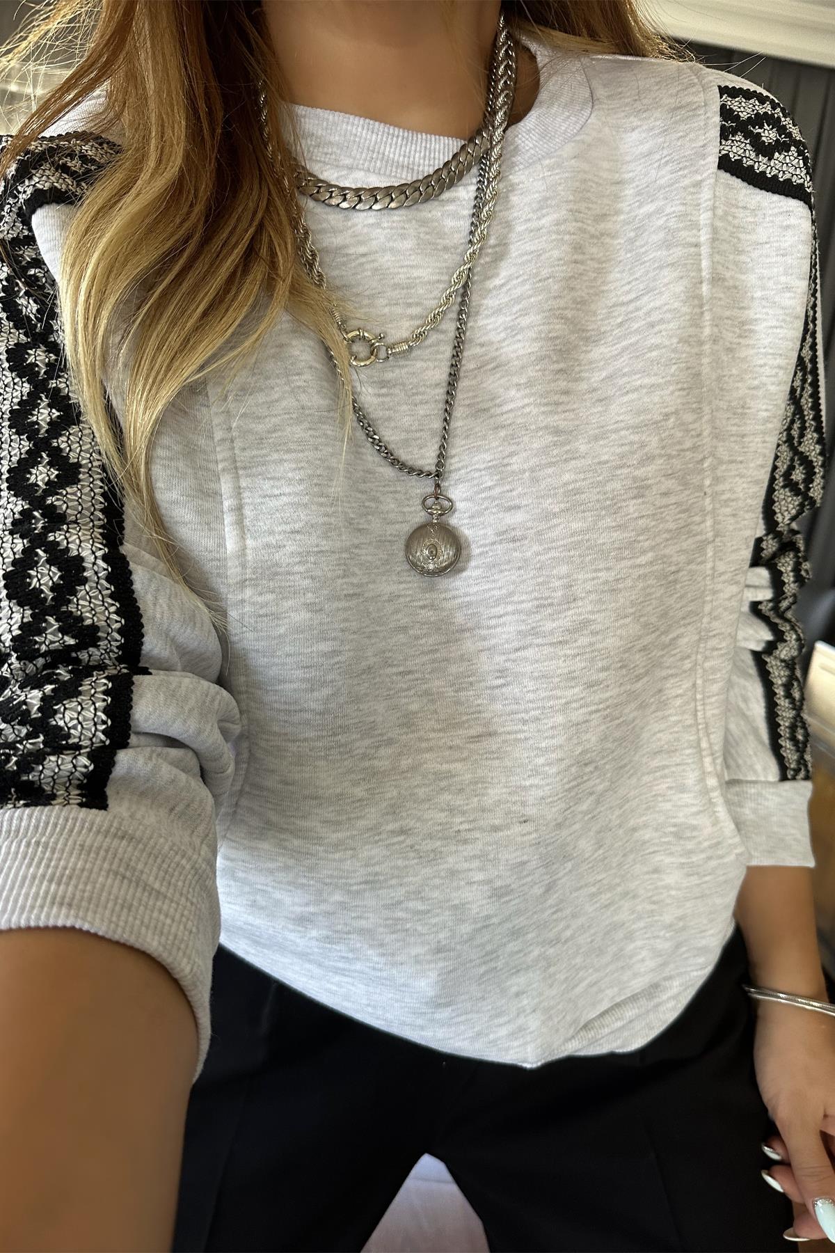 Kol İşleme Detaylı Sweatshirt Melanj Gri