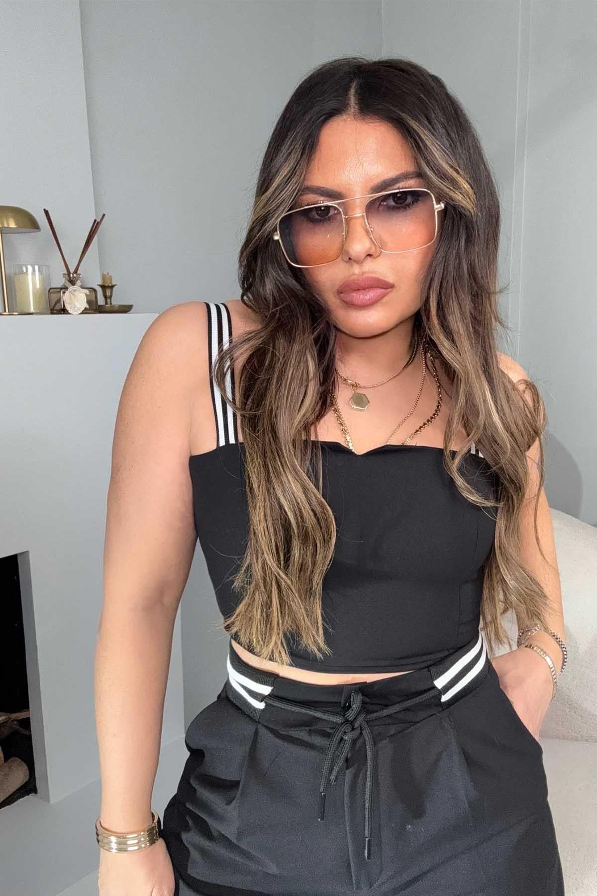 Kontrast Şerit Askı Detay Crop Siyah