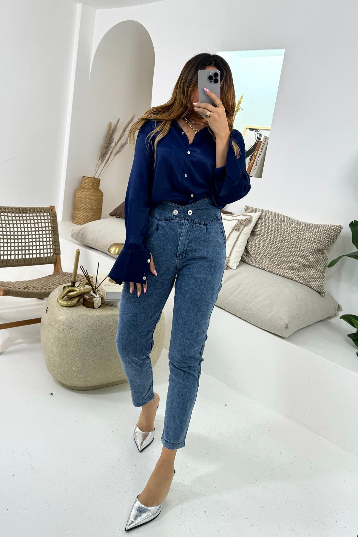 Korsajlı Arka Bel Lastik Jean Mavi