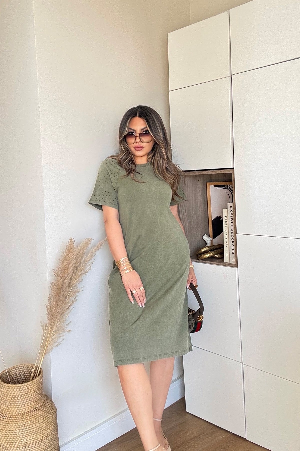 Marka Model Taşlı Yıkamalı Pamuk Elbise Haki