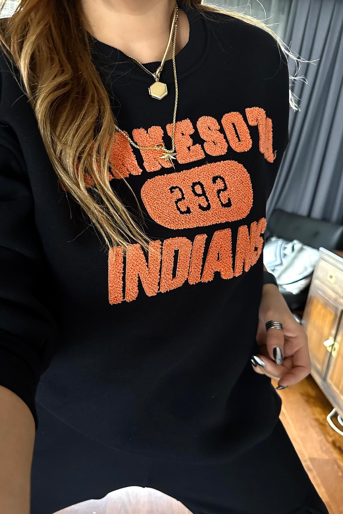 Minnesota Kabartmalı Sweat Siyah