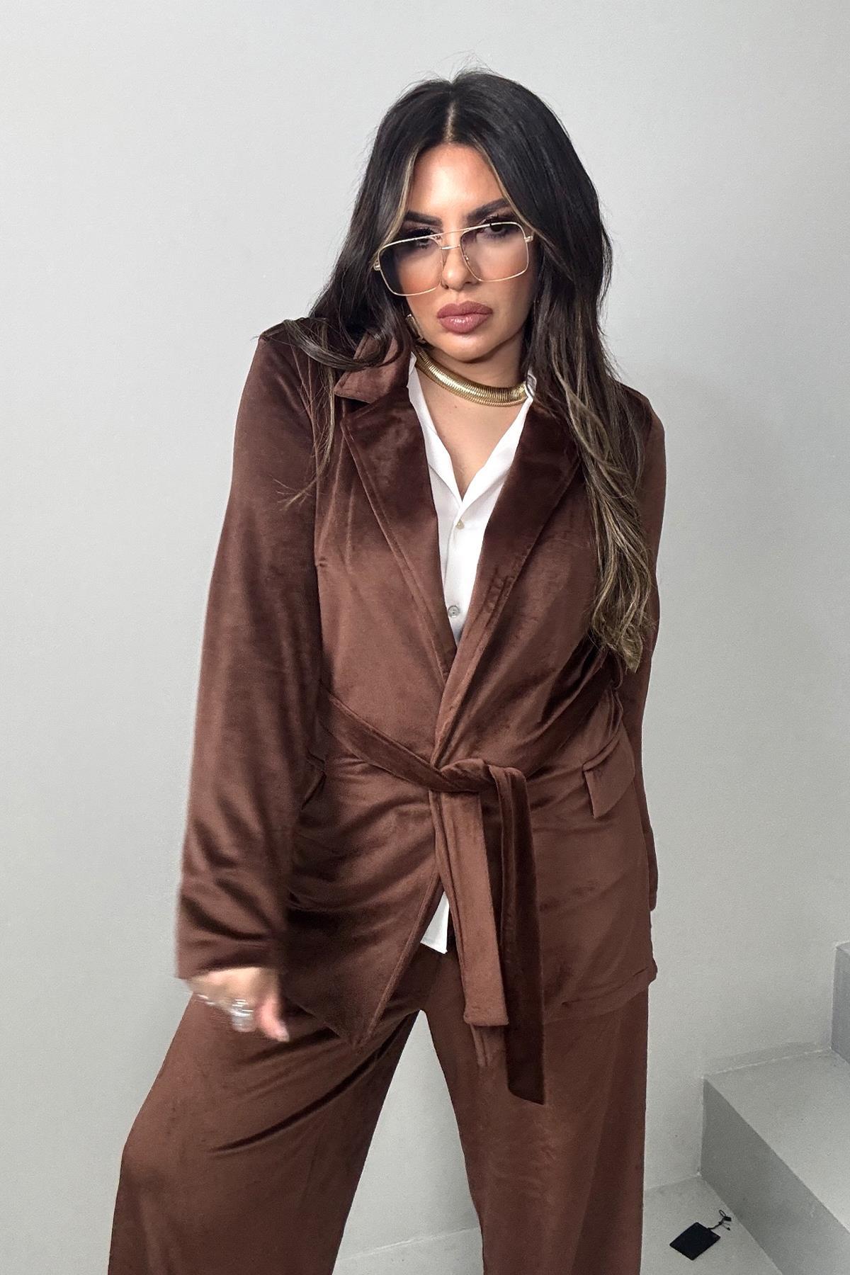 NW Model Kadife Takım Kahve