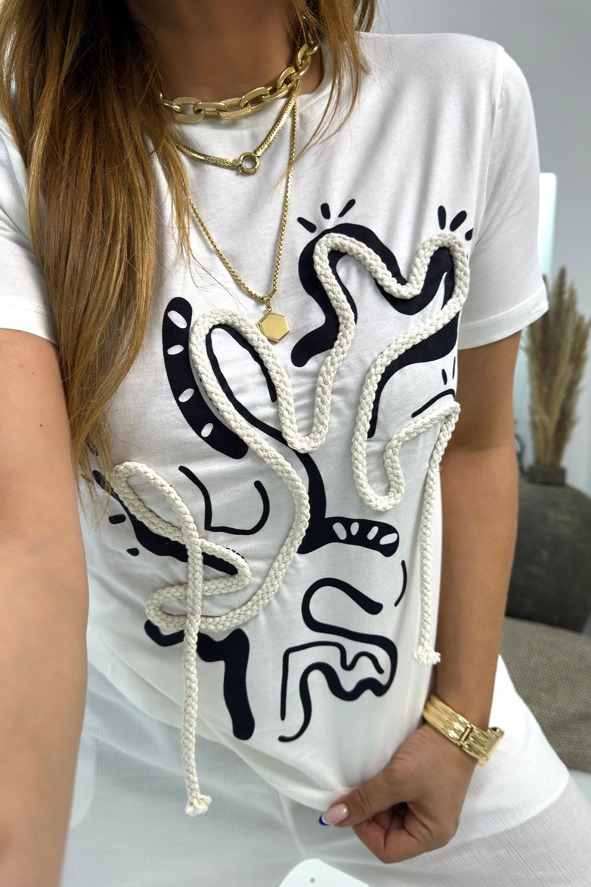 Örgü İp Detaylı Tshirt Ekru
