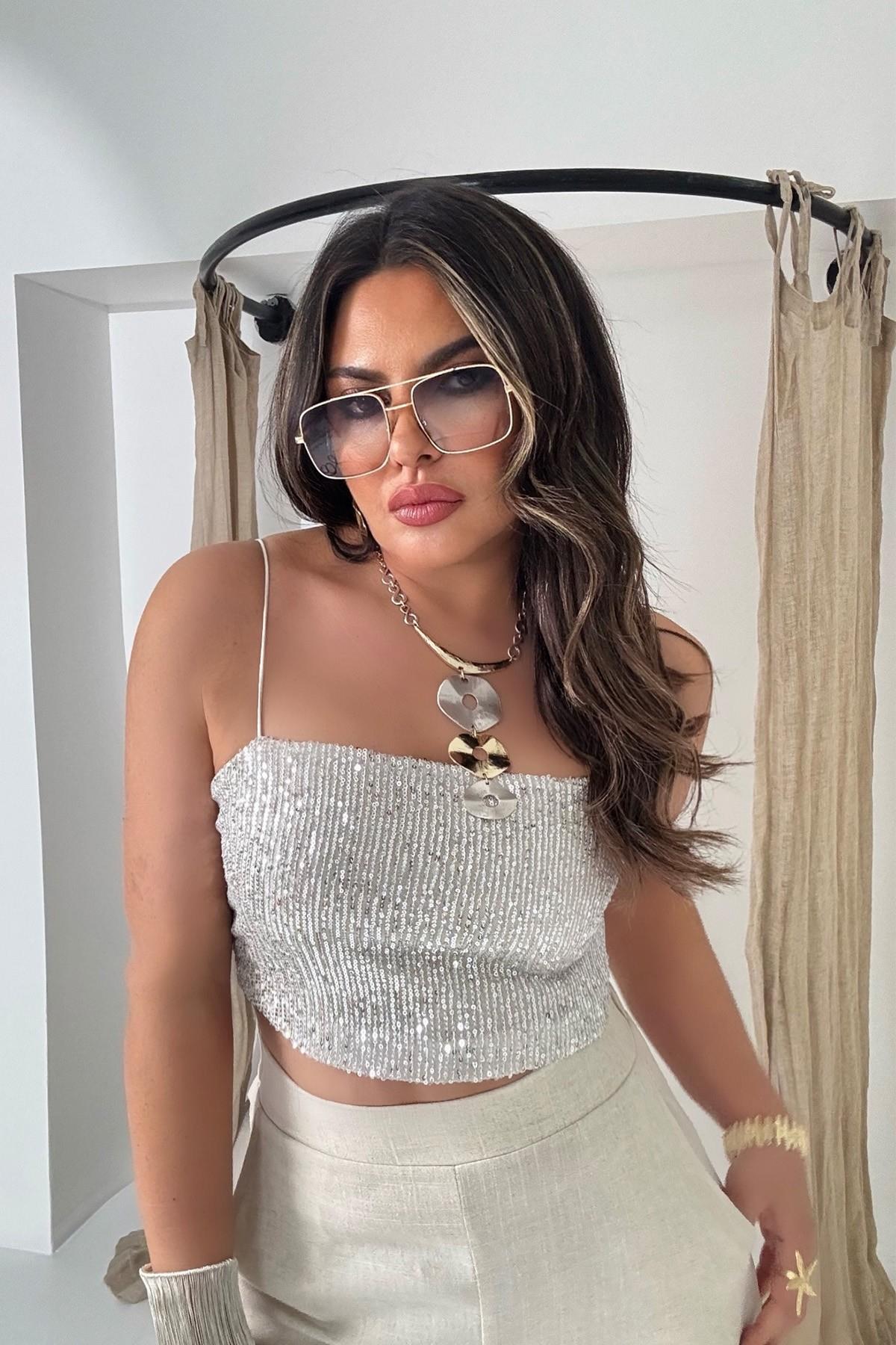 Payetli İp Askılı Crop Taş