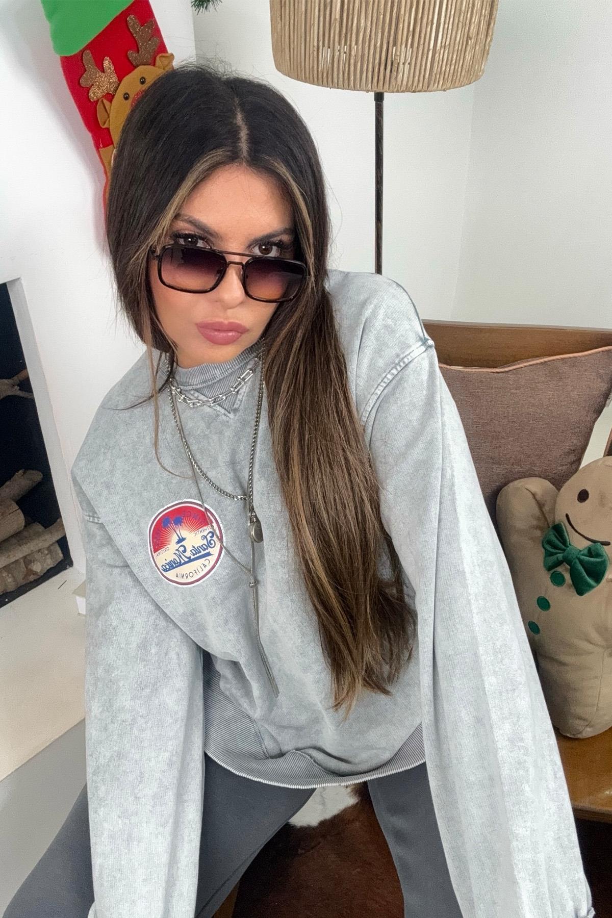 Santa Monica Sırt Baskılı Sweatshirt Gri