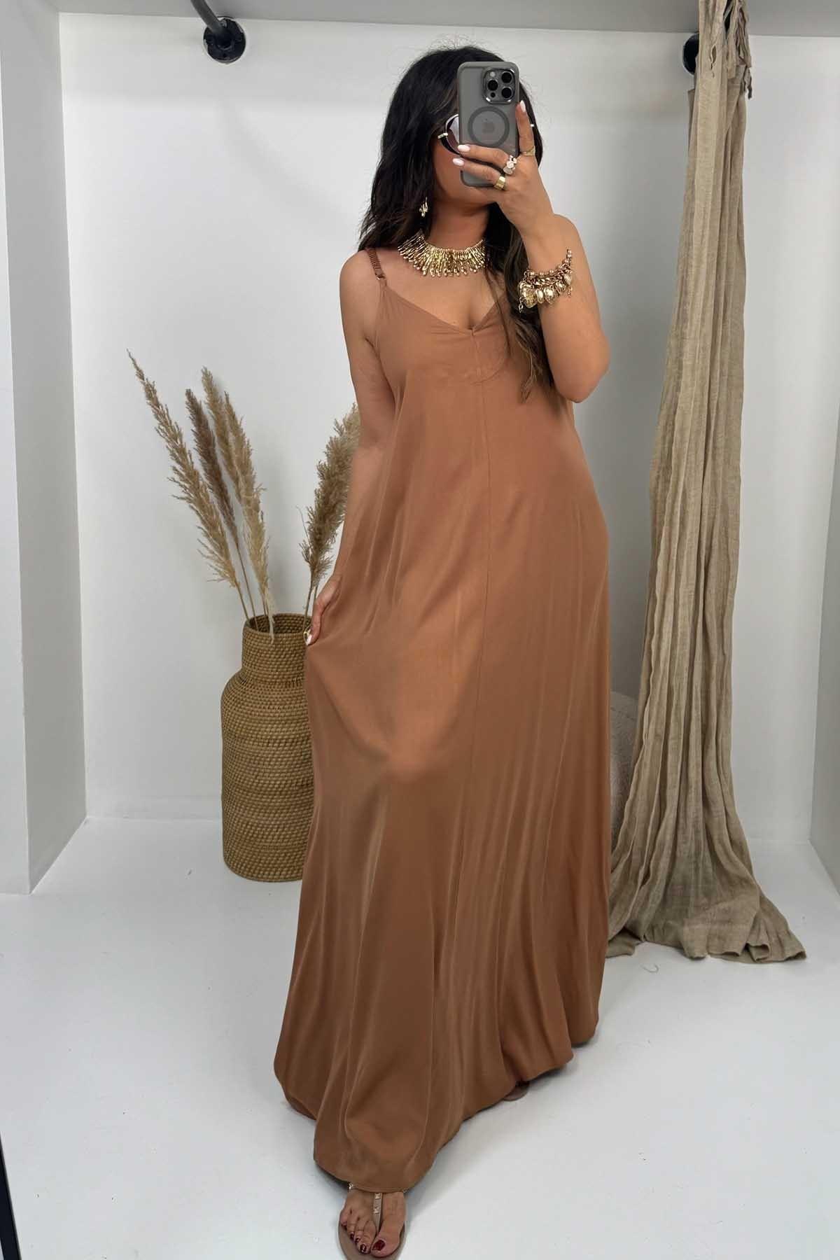 Sırt Detay Marka Model Askılı Elbise Camel
