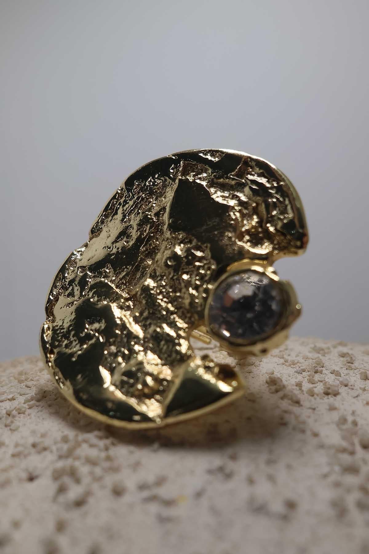 Taşlı Dolunay Yüzük Gold