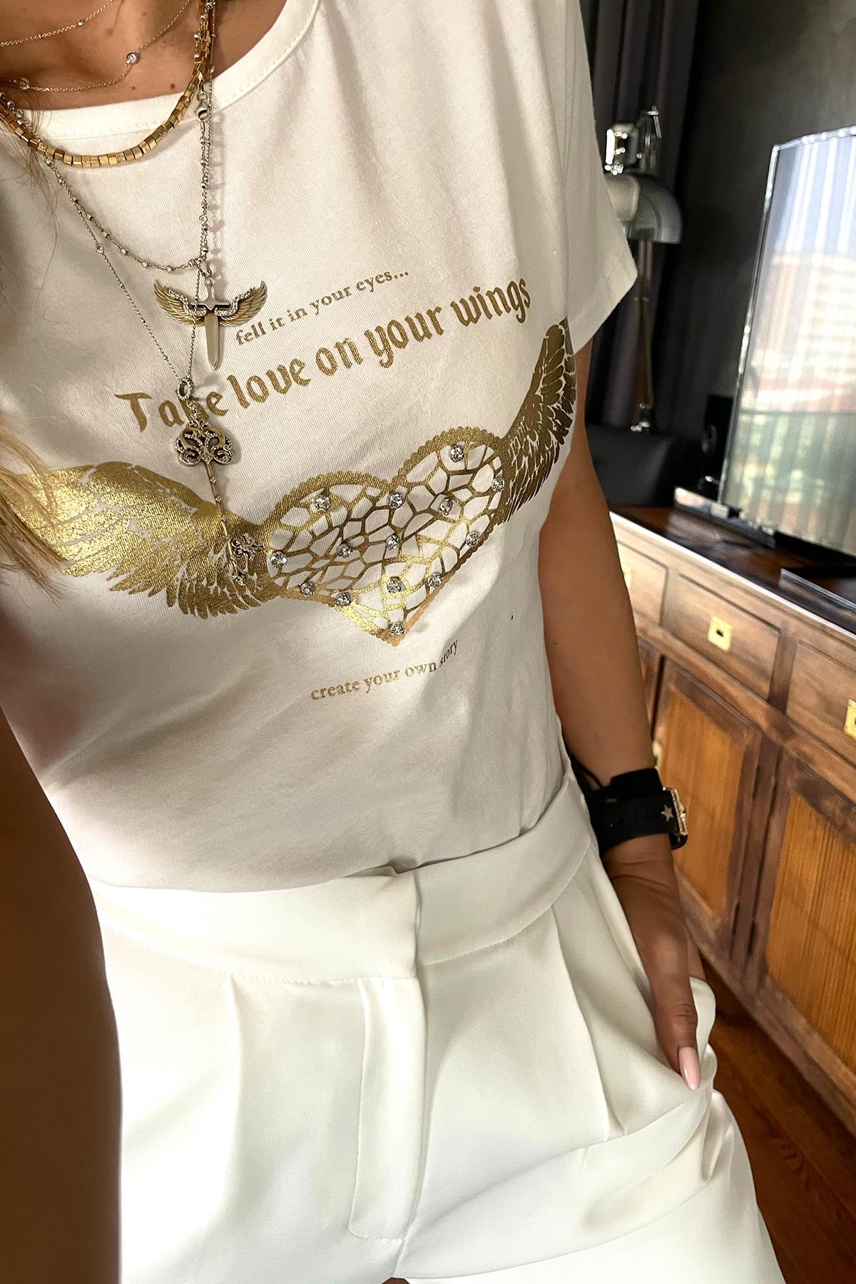 Taşlı Kalp Kanat Baskılı Tshirt Ekru