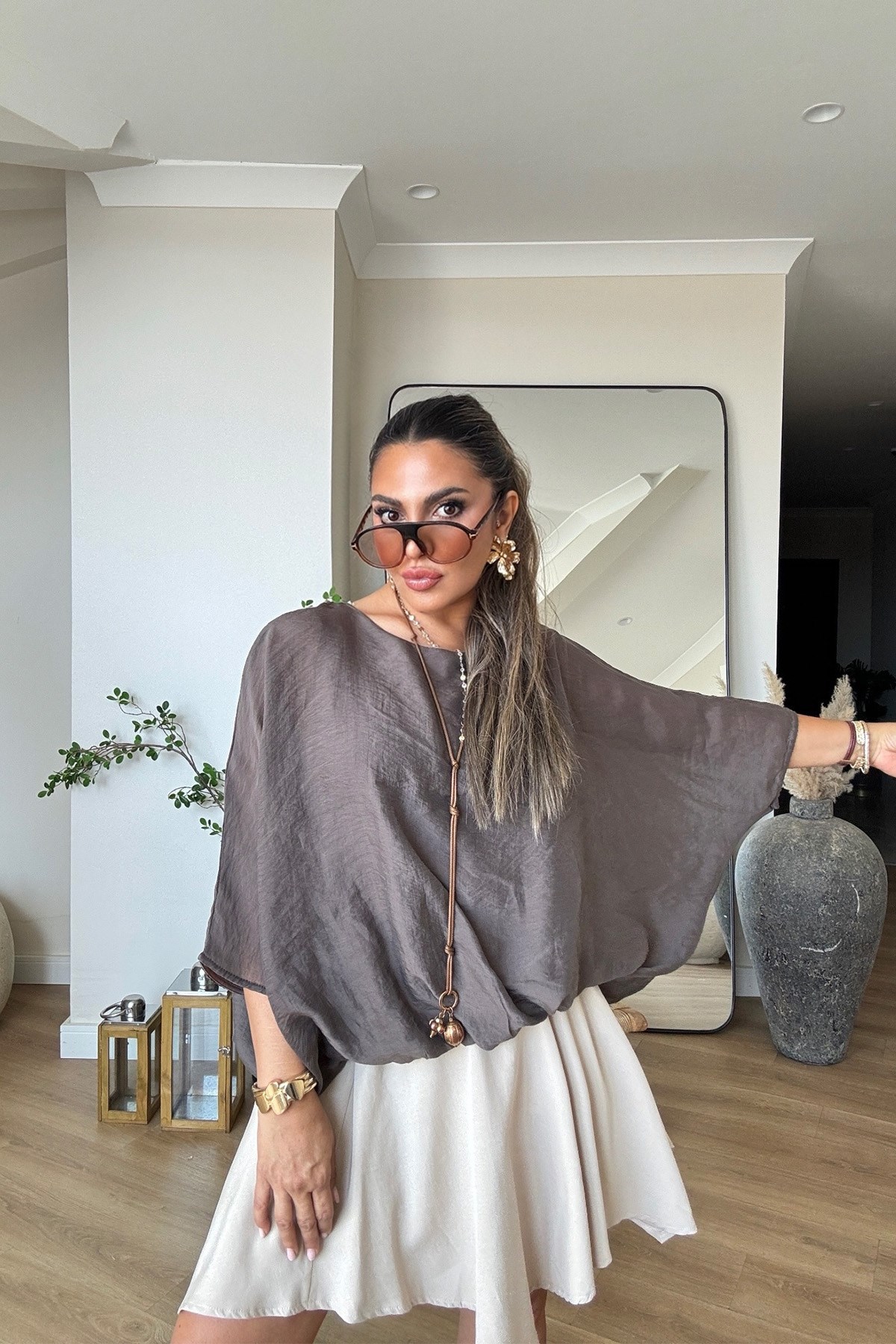 Vual Kumaş Balon Model Lastikli Bluz Kahve