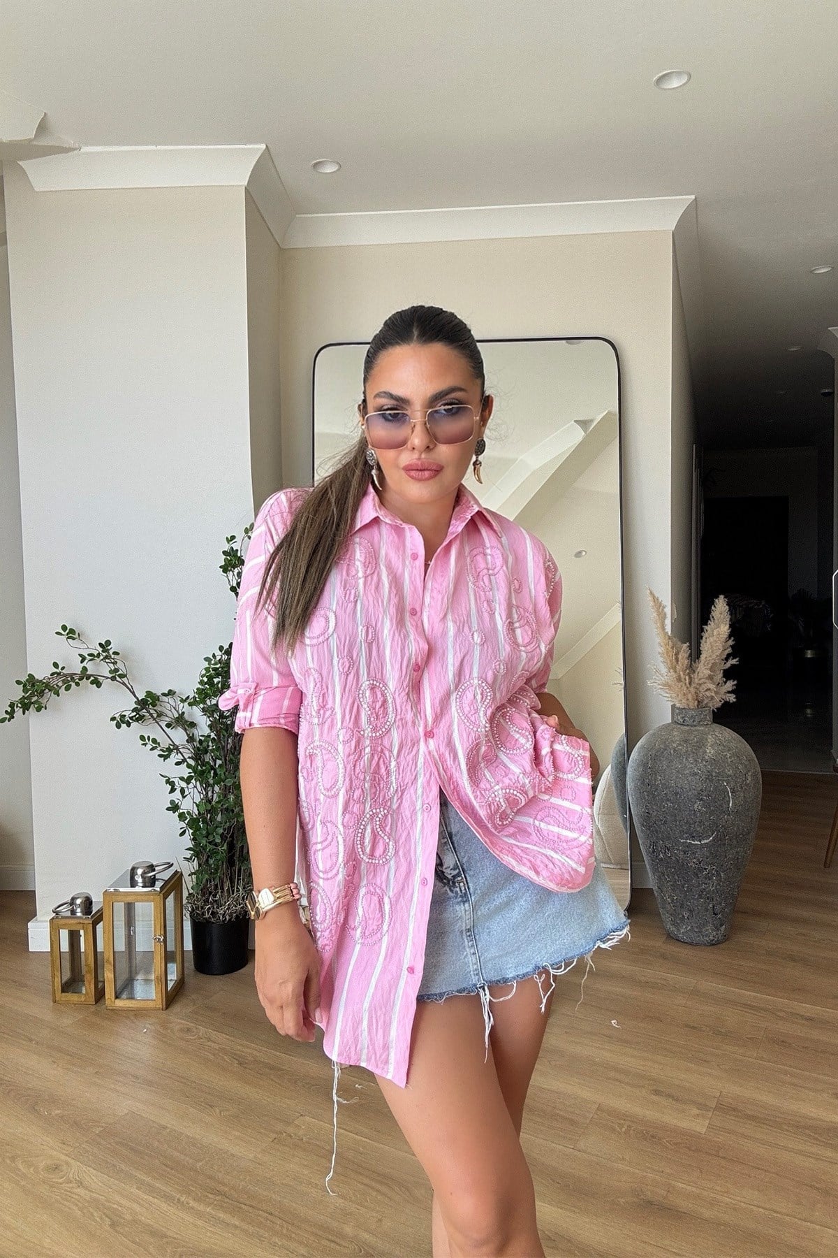 Vual Kumaş Çizgili İnci İşlemeli Gömlek Pembe