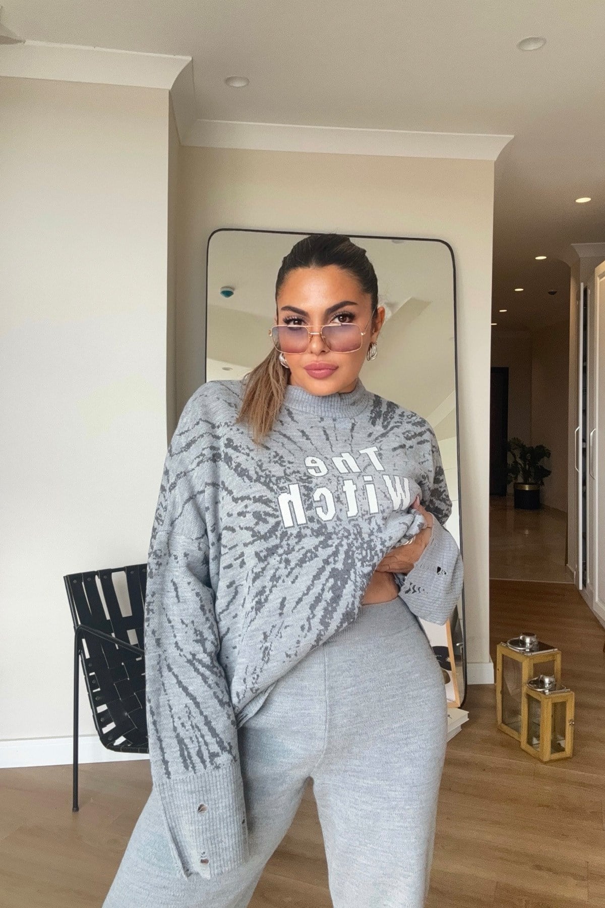 Yırtık Detaylı Oversize Triko Takım Gri