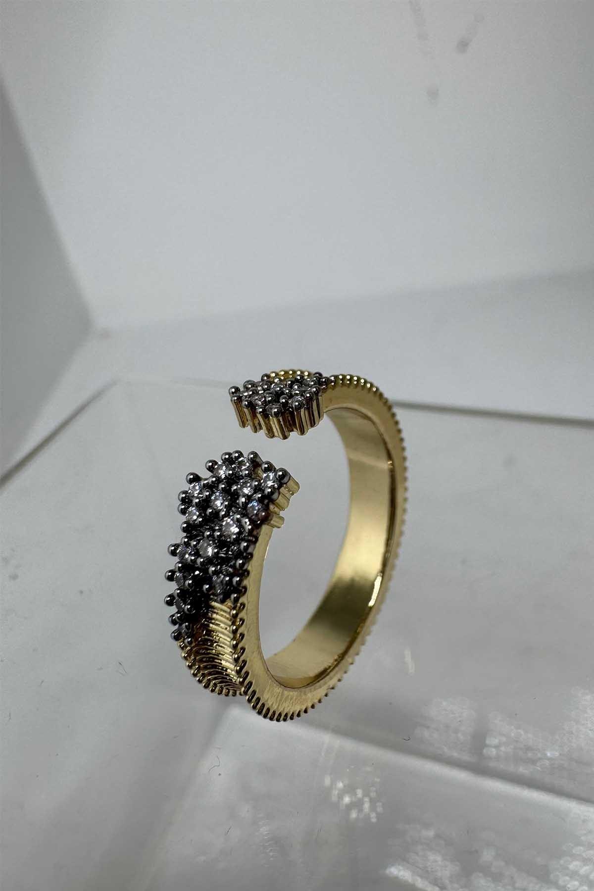 Ayarlanılabilir Taşlı Yüzük Gold