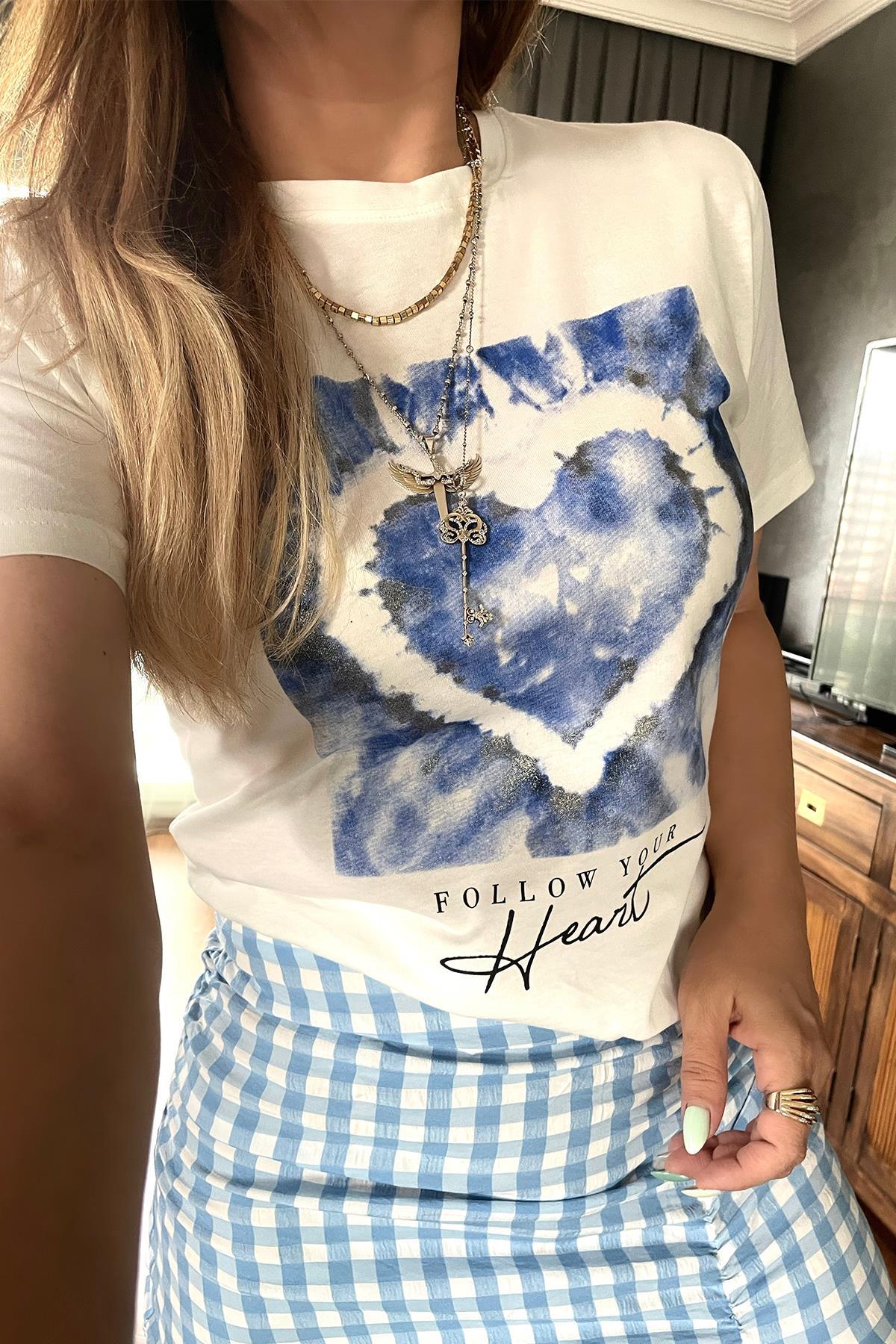 Batik Kalp Baskılı Tshirt Ekru